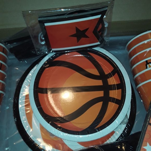 Party - Picture 3 of 4